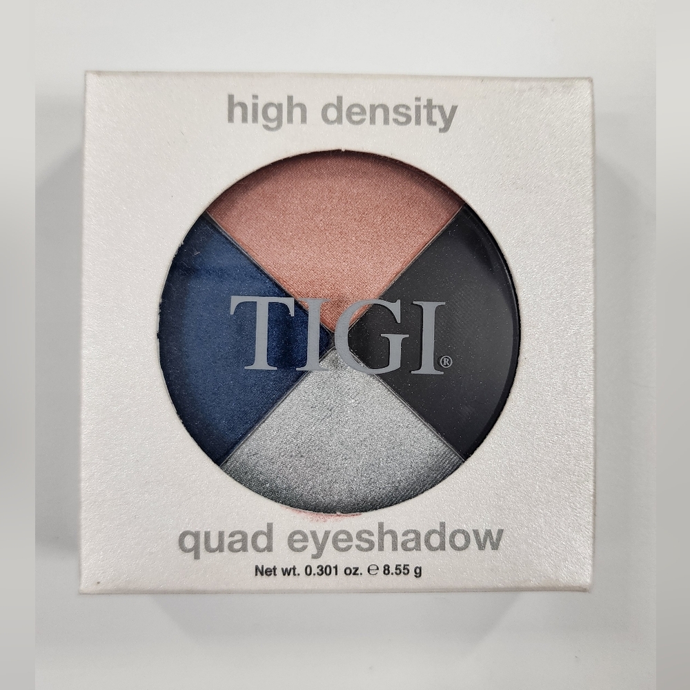 TIGI Cosmetics High Density Quad Eyeshadow in the "Last Call" Color Variant